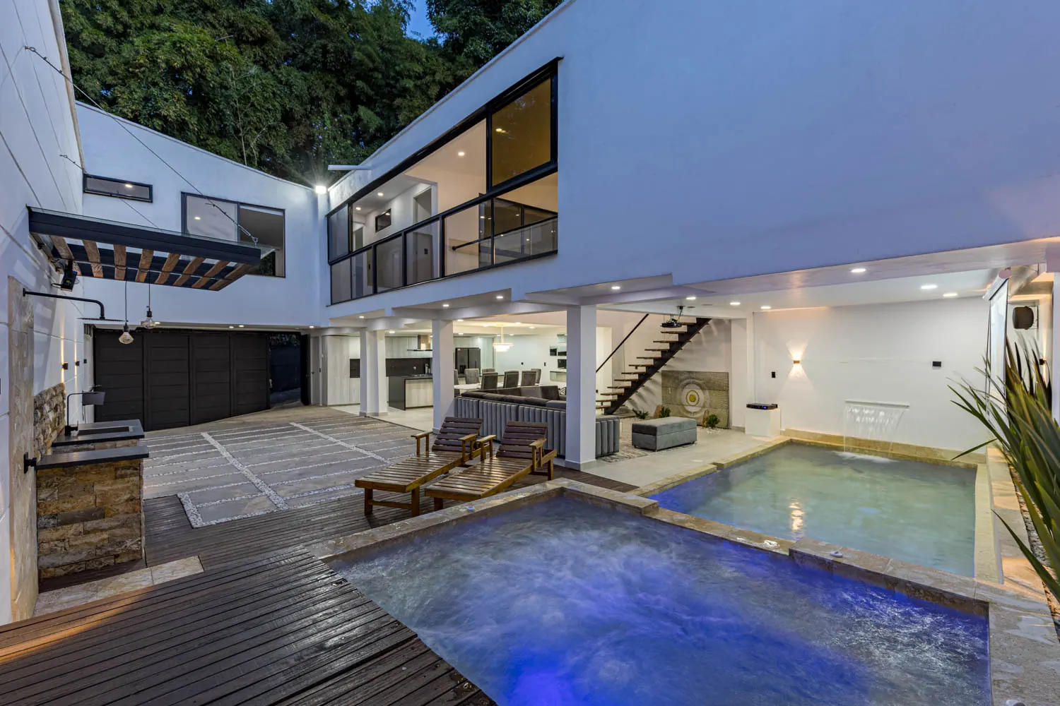 Cozy Retreat with Pool Envigado – Villa La Bodega, Envigado (conjunto residencial)