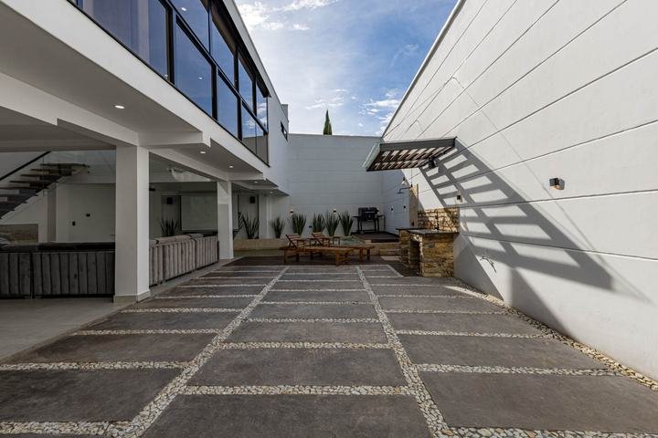 Abrir foto 9: Cozy Retreat with Pool Envigado