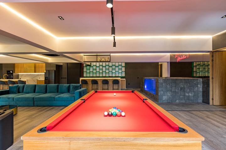 Abrir foto 3: Nightlife PH with Pool Provenza